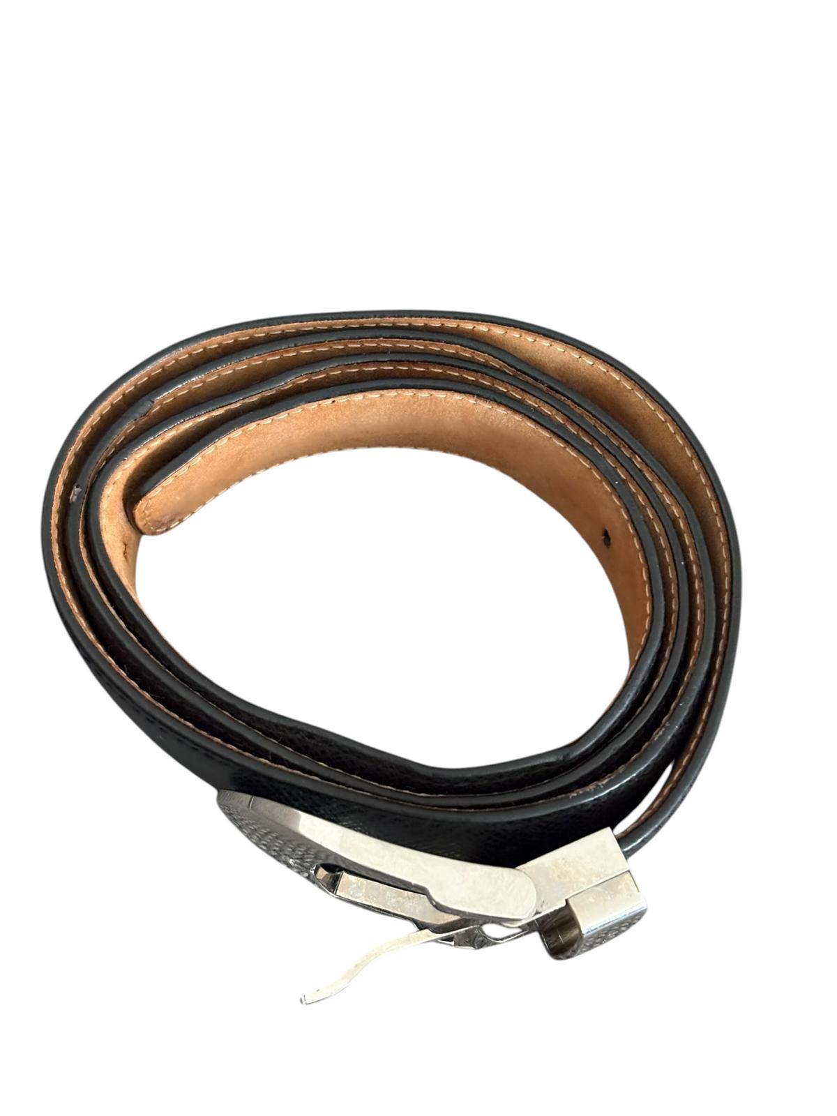 Louis Vuitton Taiga Leather Belt – Black, Size 38/95