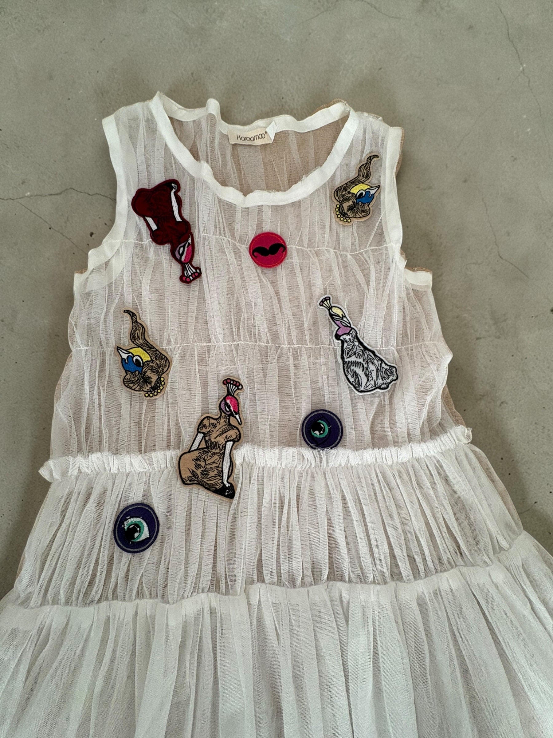 Vintage White Tulle Dress with Decorative Brooches
