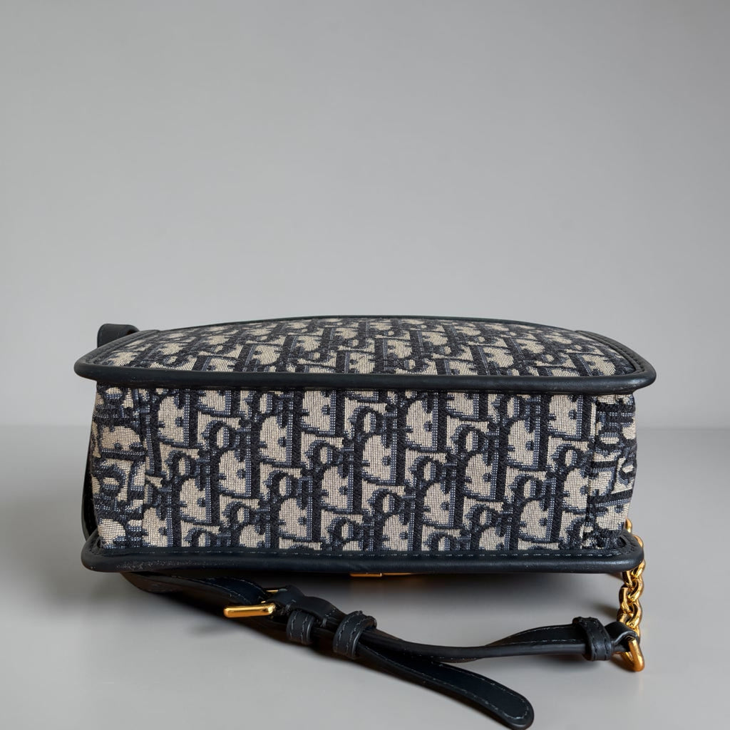 Christian Dior 30 Montaigne Bag – Oblique Jacquard & Navy Leather