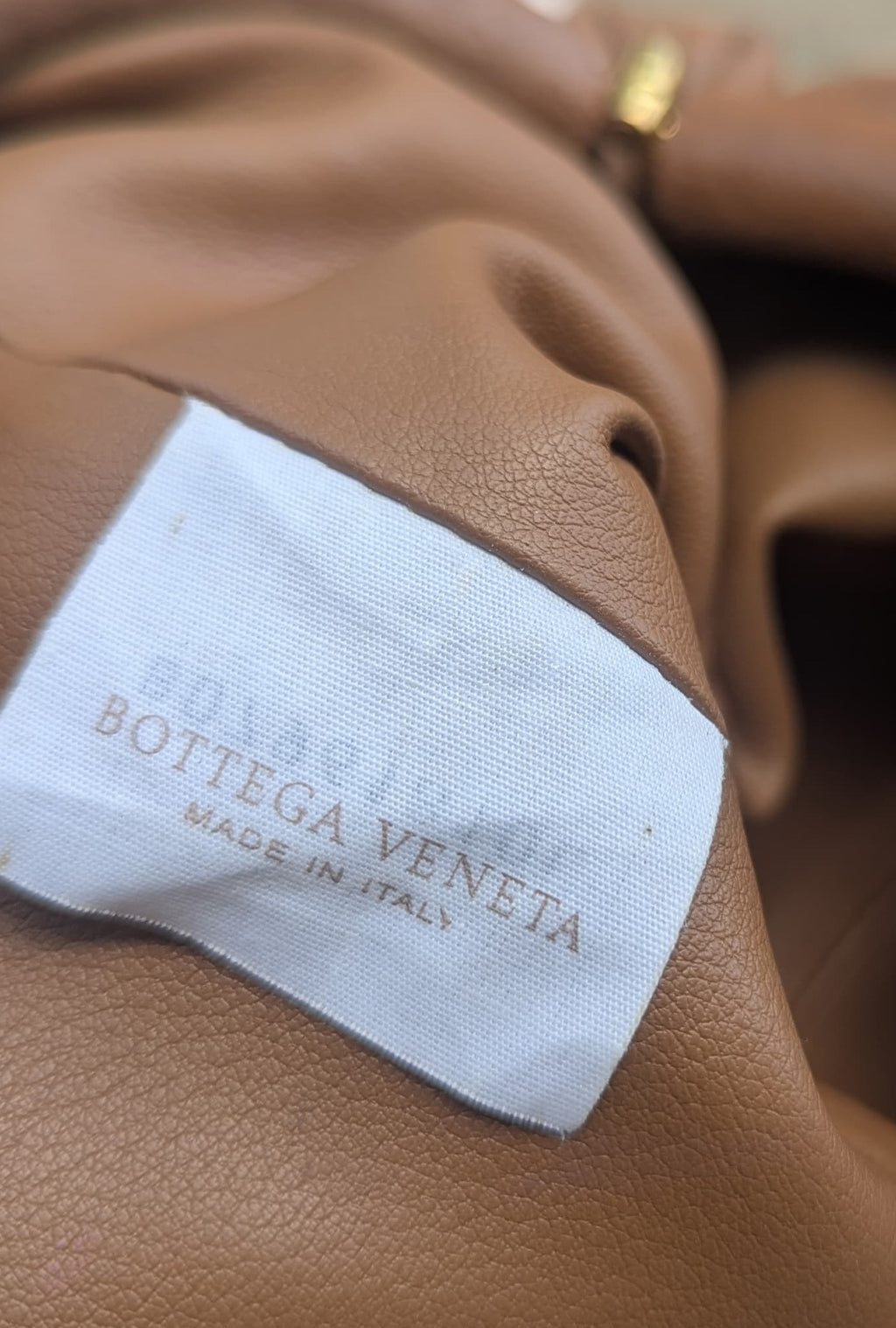 Bottega Veneta Vintage Leather Drawstring Clutch — Camel