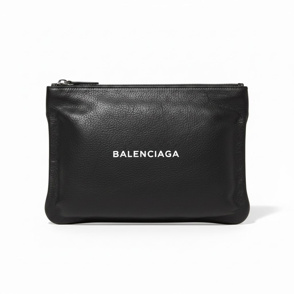 Balenciaga Everyday Clutch in Black Leather
